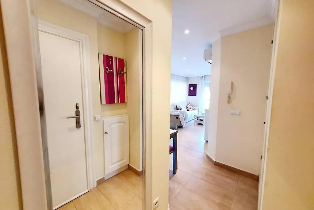Boliches Parking & Beach Fuengirola Apartamento